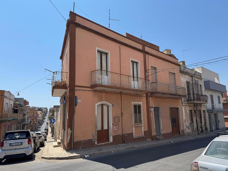 Appartamento in Vendita a Pachino, 125'000&euro;, 150 m²