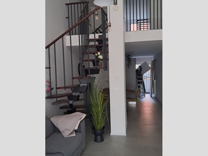 Trilocale in Affitto a Savona, 1'000&euro;, 90 m², arredato