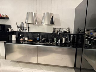 Appartamento in Vendita a Desenzano del Garda, 475'000&euro;, 110 m², arredato