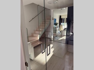 Appartamento in Vendita a Desenzano del Garda, 475'000&euro;, 130 m², arredato