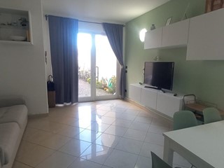 Quadrilocale in Vendita a Camaiore, zona Lido di Camaiore, 485'000&euro;, 70 m², arredato