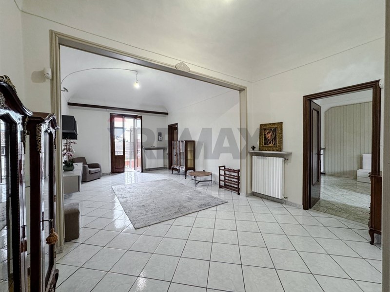 Trilocale in Vendita a Vercelli, 75'000&euro;, 140 m²