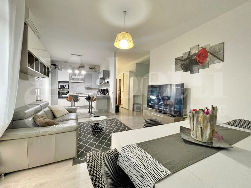 Trilocale in Vendita a Sant'Agata Bolognese, 160'000&euro;, 90 m², con Box