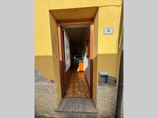 Trilocale in Vendita a Alassio, zona Moglio, 145'000&euro;, 72 m², arredato