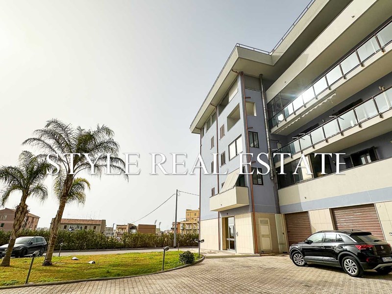Appartamento in Vendita a Siracusa, zona Borgata, 280'000&euro;, 115 m²