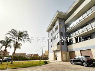 Appartamento in Vendita a Siracusa, zona Borgata, 280'000&euro;, 115 m²