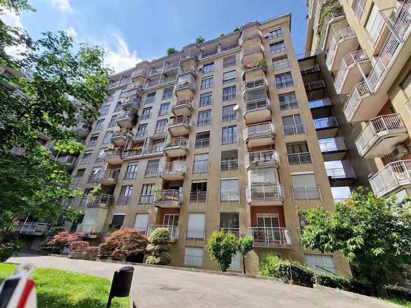 Quadrilocale in Vendita a Milano, 337'500&euro;, 134 m²