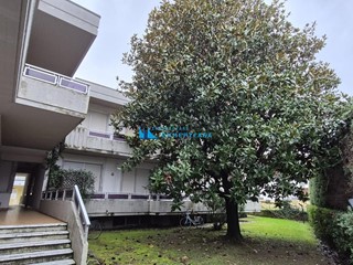 Appartamento in Vendita a Massa, zona Marina di Massa, 245'000&euro;, 100 m², con Box