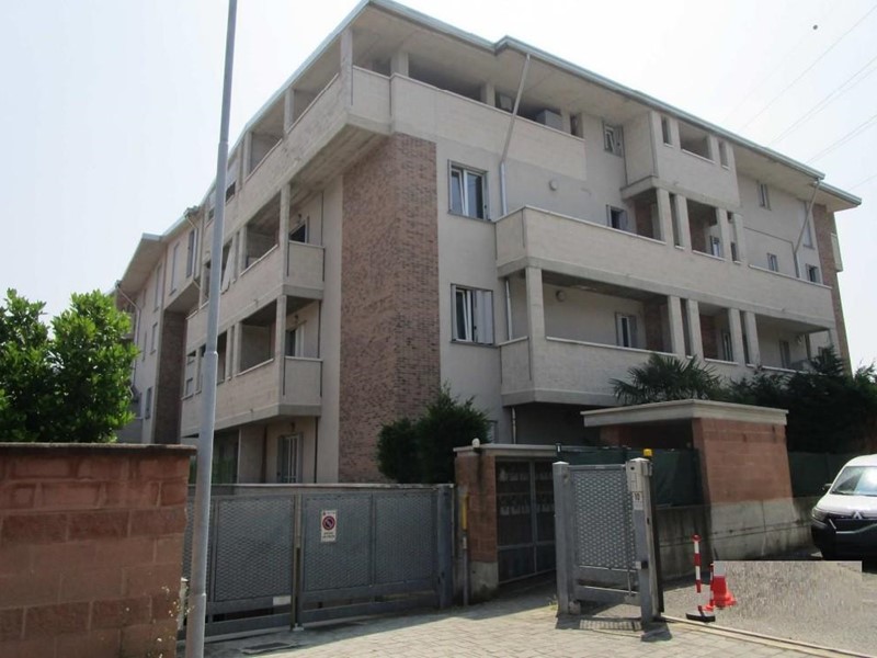 Trilocale in Vendita a Meda, 88'043&euro;, 61 m², con Box