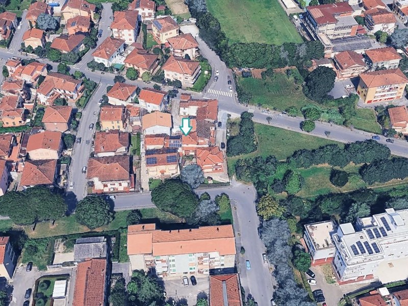 Quadrilocale in Vendita a Montecatini Terme, 102'000&euro;, 207 m²