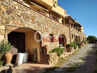 Appartamento in Vendita a Isola del Giglio, 270'000&euro;, 137 m², arredato, con Box