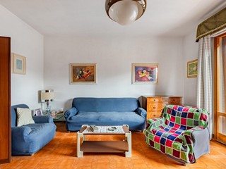 Appartamento in Vendita a Pisa, 330'000&euro;, 120 m², arredato, con Box