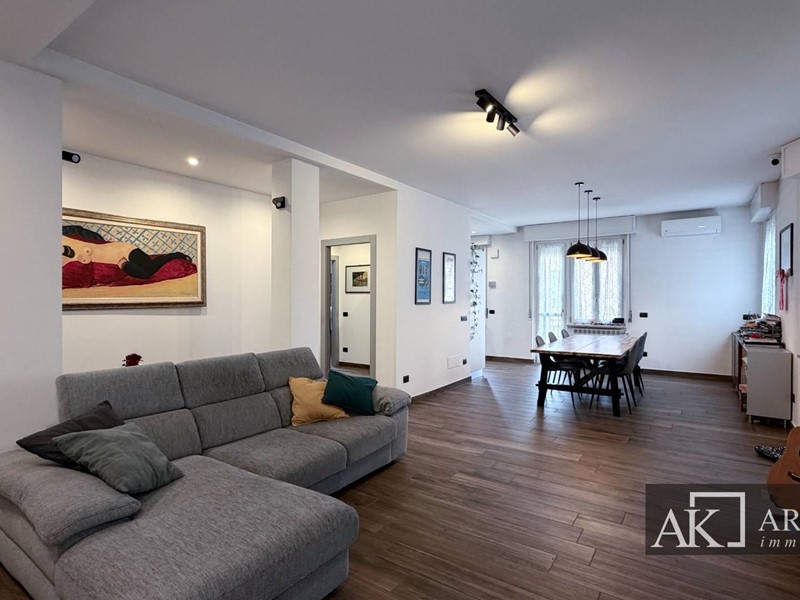 Trilocale in Vendita a Novara, 155'000&euro;, 105 m²