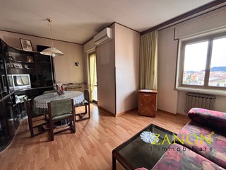 Appartamento in Vendita a Gorizia, 95'000&euro;, 107 m²