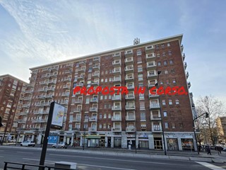 Trilocale in Vendita a Torino, 105'000&euro;, 83 m²