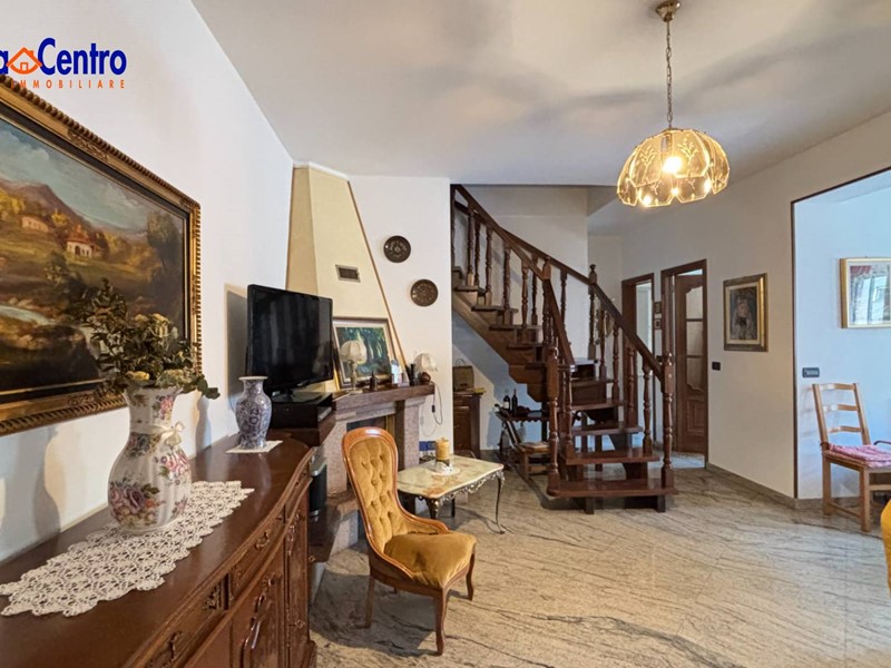 Trilocale in Vendita a Aosta, 310'000&euro;, 130 m²