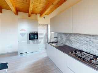 Appartamento in Vendita a Terre del Reno, 179'000&euro;, 198 m²