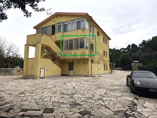 Bilocale in Vendita a Rodi Garganico, 73'000&euro;, 65 m²