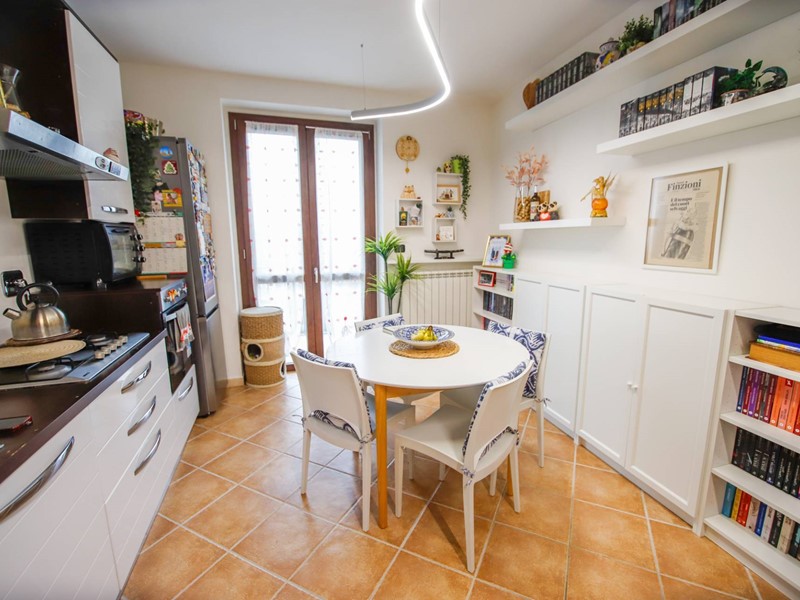 Bilocale in Vendita a Lombardore, 72'000&euro;, 57 m²