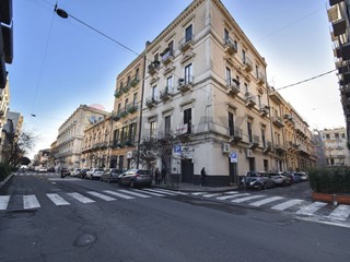 Quadrilocale in Vendita a Catania, 160'000&euro;, 110 m²