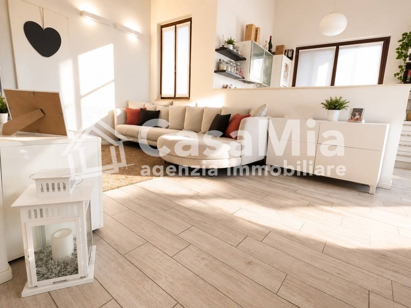 Appartamento in Vendita a Legnano, 375'000&euro;, 160 m²