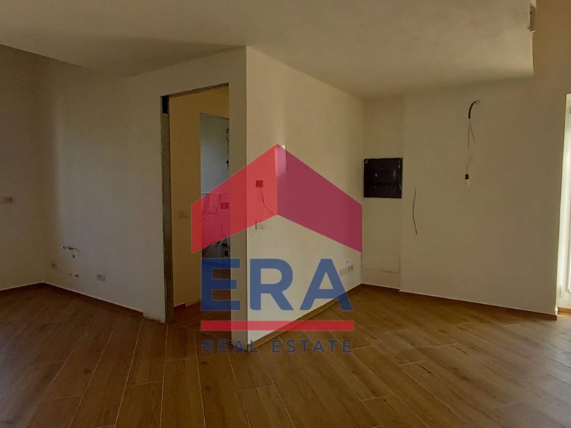 Trilocale in Vendita a Rho, 295'000&euro;, 99 m²