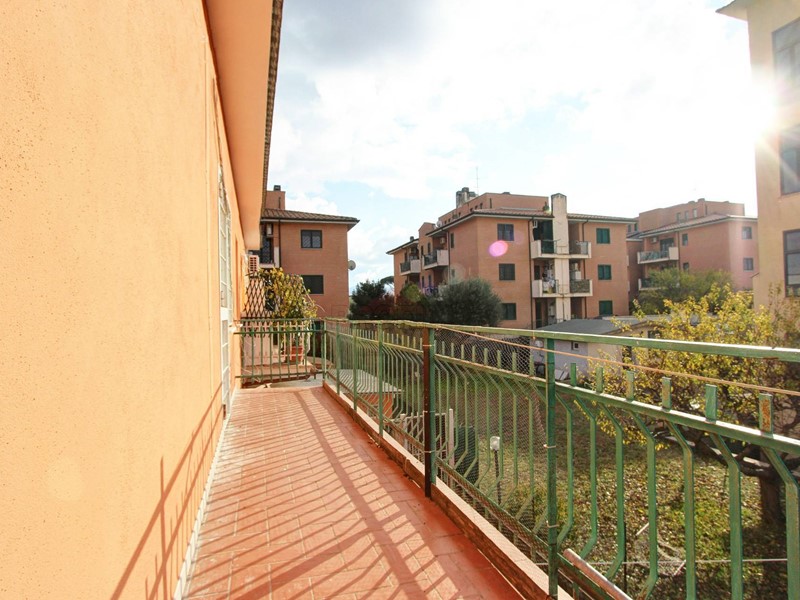 Trilocale in Vendita a Roma, 165'000&euro;, 100 m²