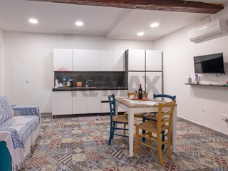 Bilocale in Vendita a Siracusa, 105'000&euro;, 52 m²