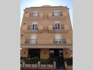 Appartamento in Vendita a Rimini, 420'000&euro;, 900 m²