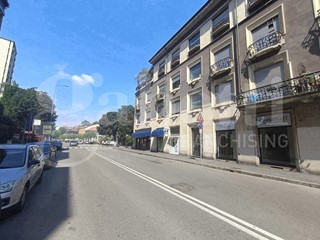 Appartamento in Affitto a Monza, 900&euro;, 50 m², arredato