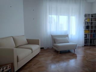 Appartamento in Vendita a Rapallo, 245'000&euro;, 140 m²