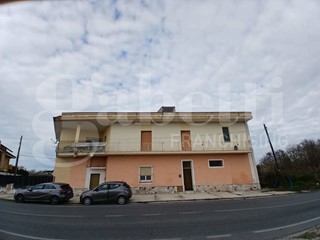 Quadrilocale in Vendita a Capua, 75'000&euro;, 100 m²