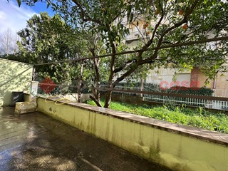 Appartamento in Vendita a Formia, 230'000&euro;, 140 m², con Box