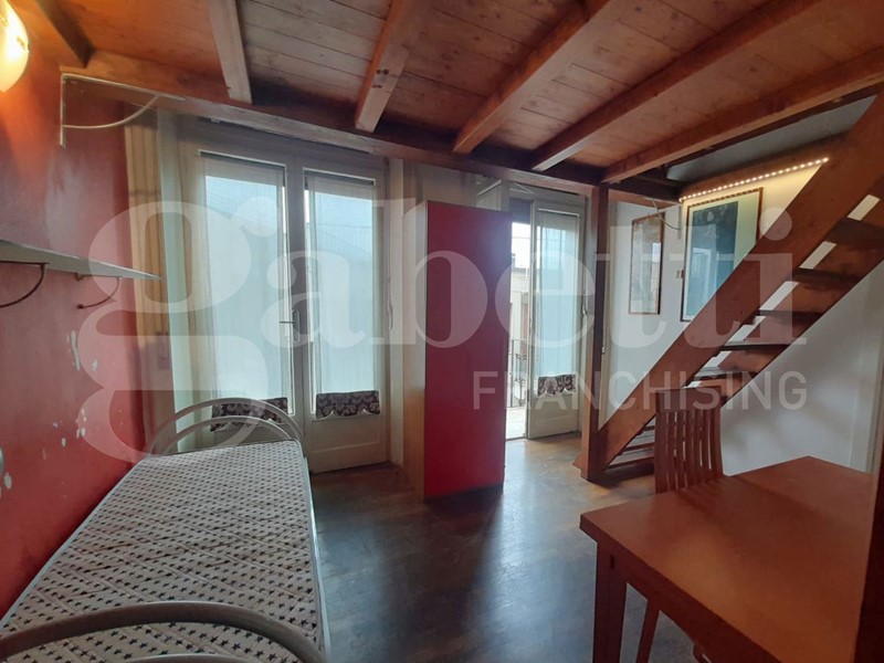 Appartamento in Vendita a Siracusa, 470'000&euro;, 189 m²