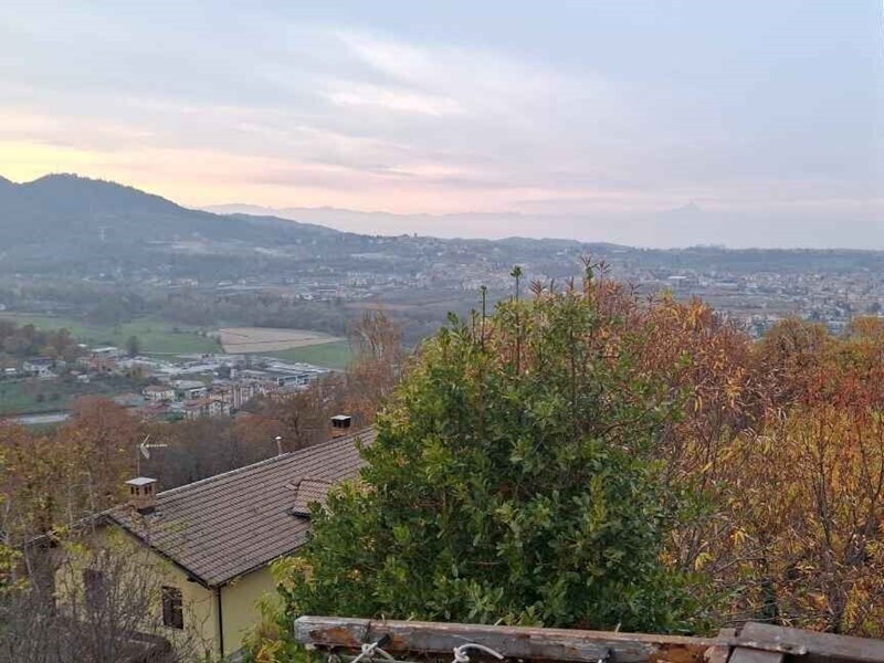 Appartamento in Vendita a Frabosa Sottana, zona Alma, 60'000&euro;, 90 m²