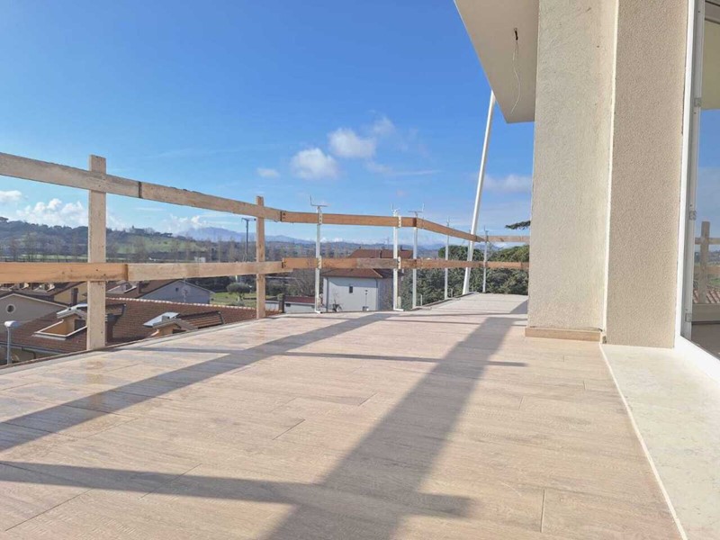 Quadrilocale in Vendita a Rimini, 460'000&euro;, 115 m², con Box