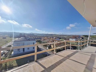 Quadrilocale in Vendita a Rimini, 449'000&euro;, 123 m², con Box