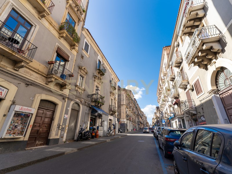 Appartamento in Vendita a Catania, 139'000&euro;, 142 m²