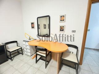 Trilocale in Affitto a Bari, zona Carrassi, 900&euro;, 90 m², arredato