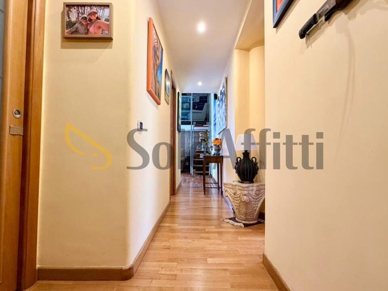 Trilocale in Affitto a Napoli, zona Arenella, 1'200&euro;, 70 m², arredato