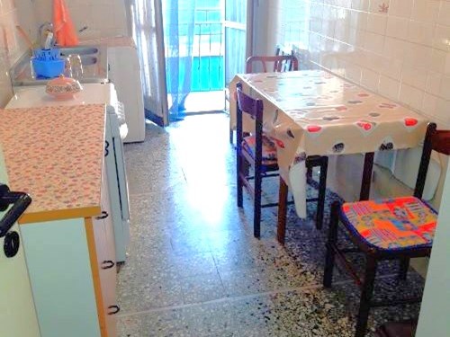 Appartamento in Vendita a Rapallo, zona S. ANNA, 130'000&euro;, 60 m², arredato