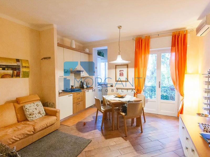 Trilocale in Vendita a Pietrasanta, 295'000&euro;, 60 m², arredato