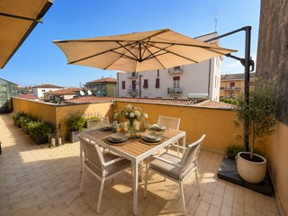 Quadrilocale in Vendita a Pontedera, 108'000&euro;, 61 m², arredato