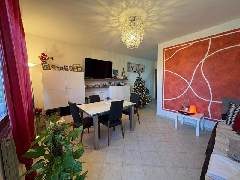 Trilocale in Vendita a Bibbona, zona La California, 225'000&euro;, 80 m², arredato, con Box