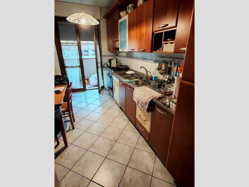 Appartamento in Vendita a Massa, zona Turano, 240'000&euro;, 120 m², con Box