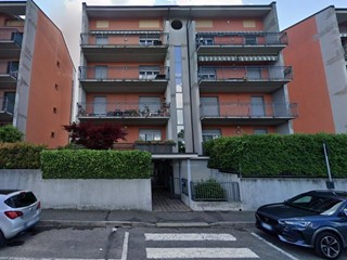 Quadrilocale in Vendita a Casteggio, 79'760&euro;, 104 m², con Box