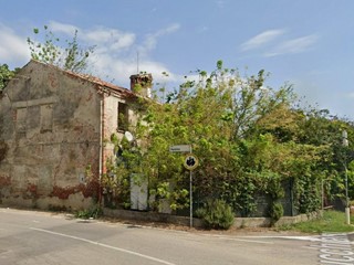 Appartamento in Vendita a Chignolo Po, 13'200&euro;, 229 m²