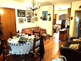 Quadrilocale in Vendita a Camaiore, 195'000&euro;, 90 m²