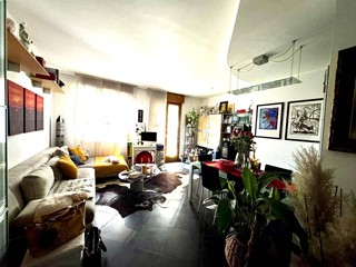 Trilocale in Vendita a Villasanta, 260'000&euro;, 98 m²