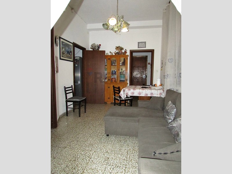 Quadrilocale in Vendita a Acireale, 59'000&euro;, 91 m²